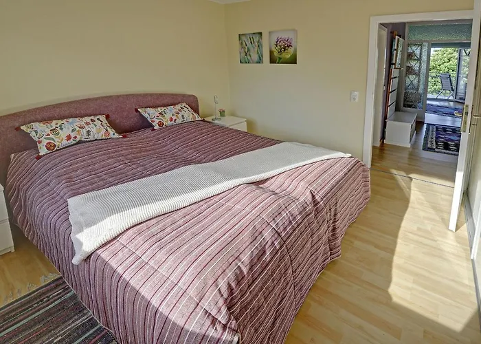 Fewo1846 - Bellevue - Sonnige 2-zimmer-wohnung Mit Balkon Und Hafenblick