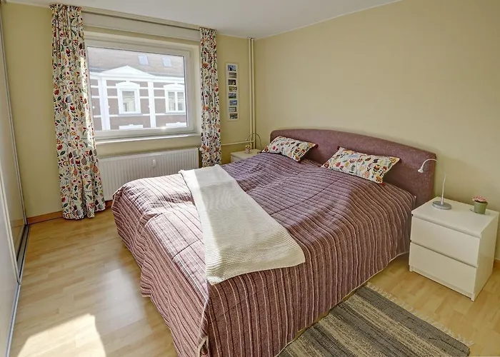 Apartman Fewo1846 - Bellevue - Sonnige 2-zimmer-wohnung Mit Balkon Und Hafenblick